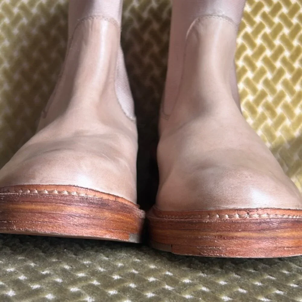 FREE PEOPLE Arlo Santa Fe Lush Natural Tan Elastic Croc Chelsea Boots - Picture 2 of 16